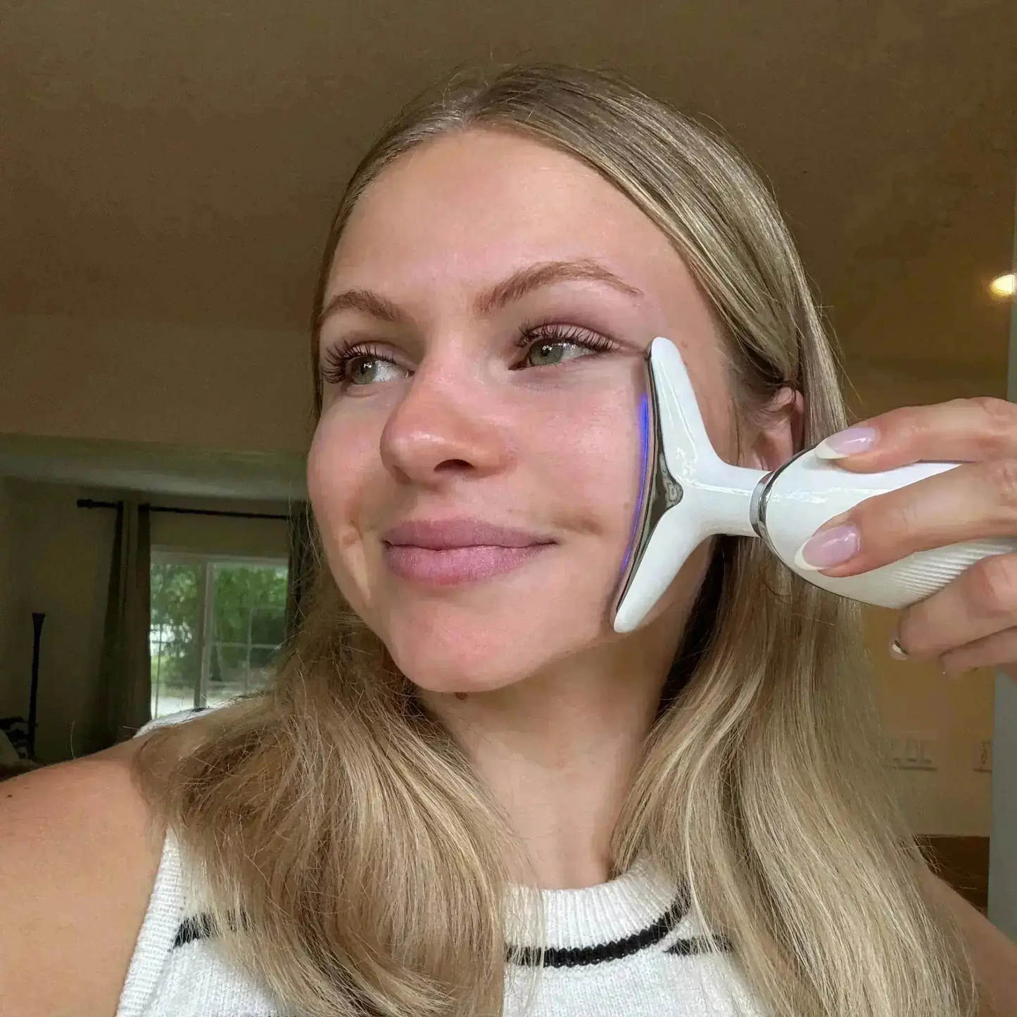 Masseur Visage Anti-Âge